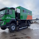 The hybrid Track-Truck of BAM on tracks.